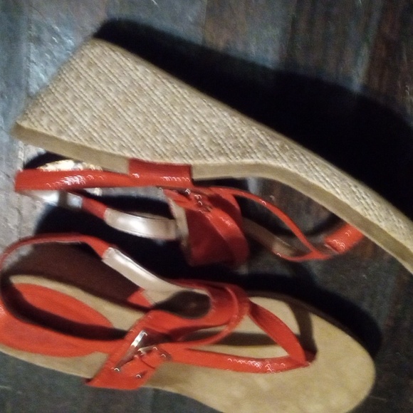 Orange wedge sandals - Picture 2 of 3